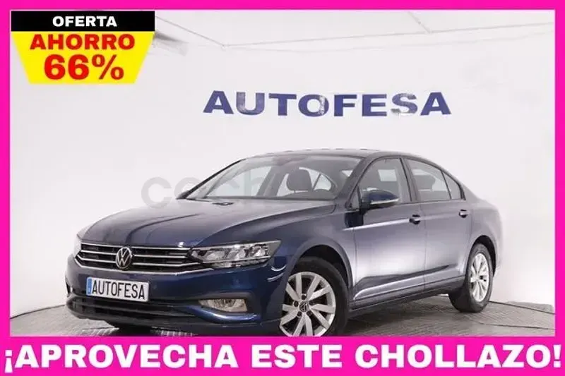 Usado VW Passat Business 122 CV (89 kW) 2020 Azul Berlina