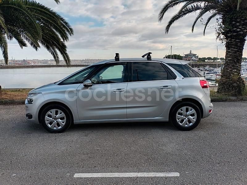 Usado Citroën C4 Picasso Live 130 CV (95 kW) 2016 Gris / plata Monovolumen