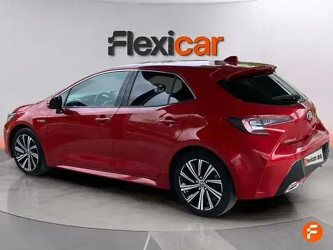 Usado Toyota Corolla Style 184 CV (135 kW) 2022 Rojo