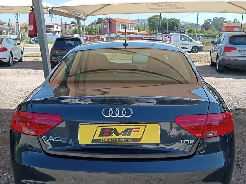 Usado Audi A5 177 CV (130 kW) 2013 Negro Coupe