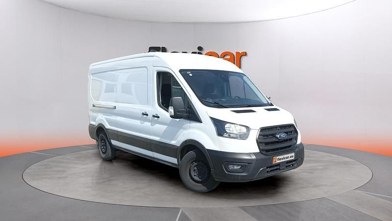 Käytetty Ford Transit 130 HP (95 kW) 2023