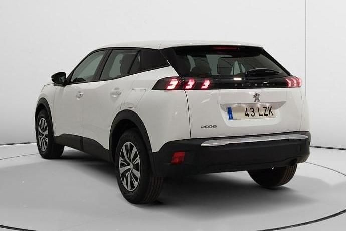 Usado Peugeot 2008 Active 101 CV (74 kW) 2022 SUV