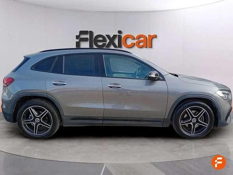 Usado Mercedes GLA200 156 CV (114 kW) 2020 Gris SUV