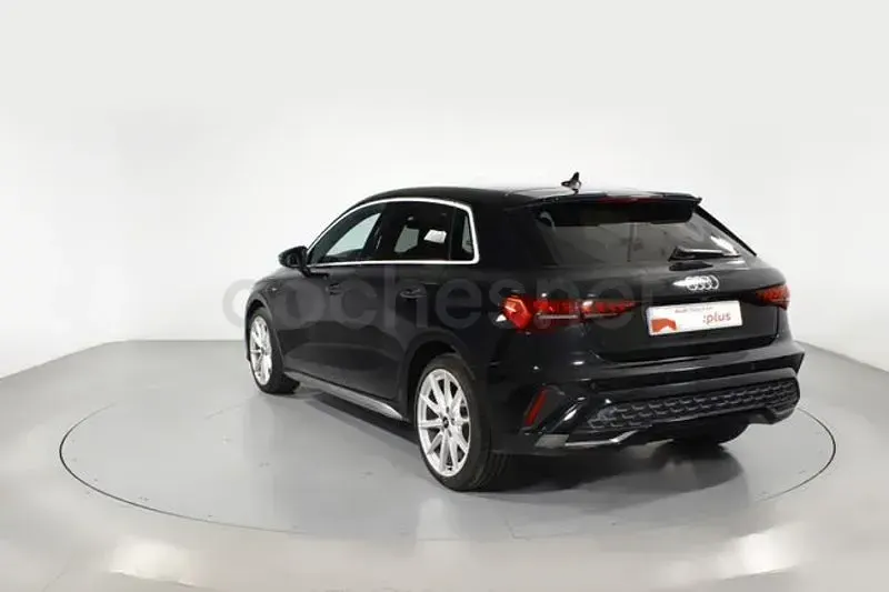 Usado Audi A3 S-Line 204 CV (150 kW) 2025 Negro Berlina