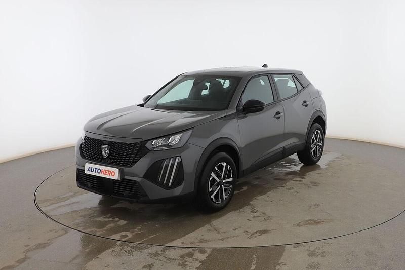 Usado Peugeot 2008 Active 101 CV (74 kW) 2024 Gris SUV