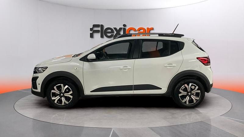 Usado Dacia Sandero Comfort 91 CV (66 kW) 2022 Blanco Berlina