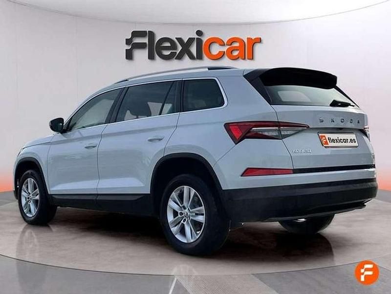 Usado Skoda Kodiaq Ambition 150 CV (110 kW) 2021 Blanco SUV