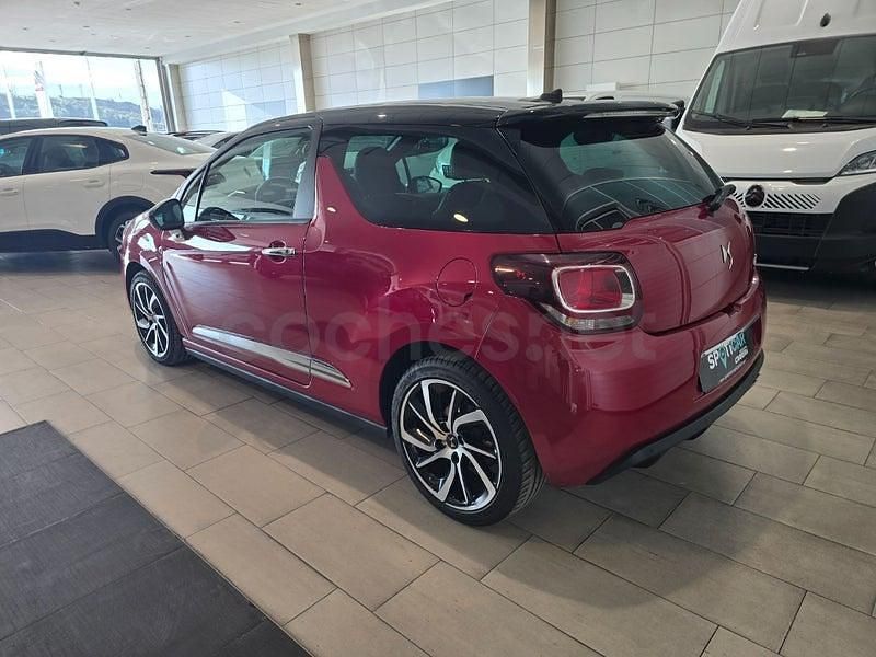 Usado DS Automobiles DS3 120 CV (88 kW) 2016 Granate Berlina