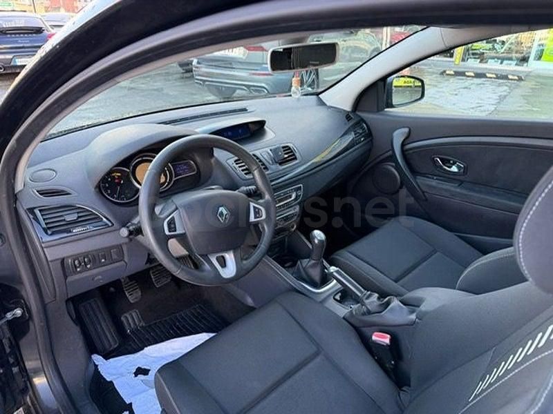 Usado Renault Mégane 90 CV (66 kW) 2012 Negro Berlina