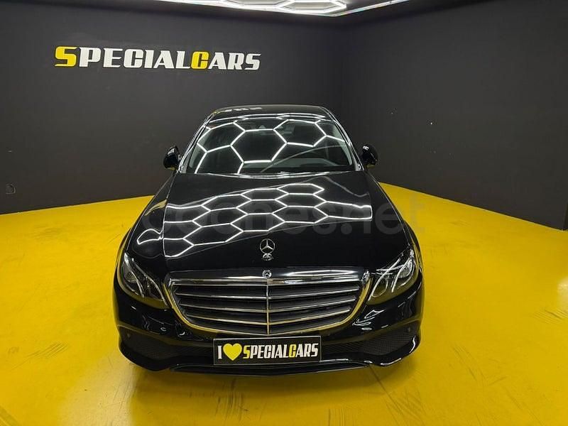 Usado Mercedes E220 194 CV (142 kW) 2018 Azul Berlina
