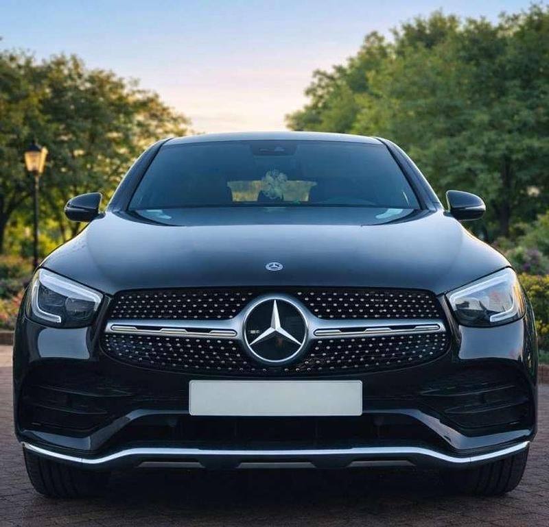 Usado Mercedes GLC220 194 CV (142 kW) 2022 Gris Coupe