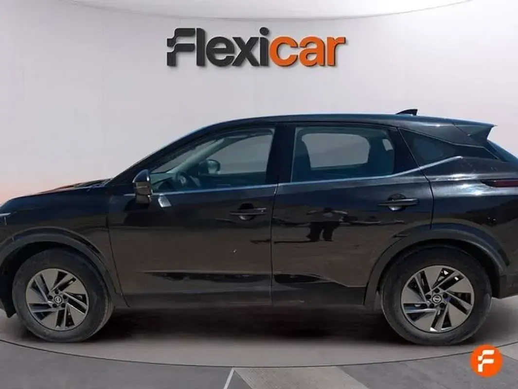 Usado Nissan Qashqai Acenta 140 CV (102 kW) 2022 Negro SUV