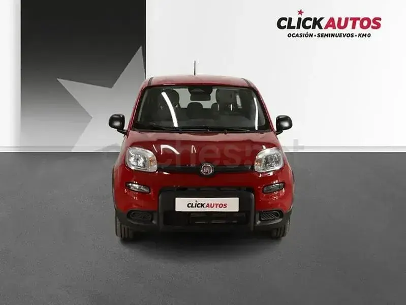 Usado Fiat Panda 70 CV (51 kW) 2025 Rojo Utilitario