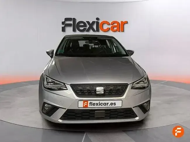 Usado Seat Ibiza Reference 80 CV (58 kW) 2023 Gris Utilitario