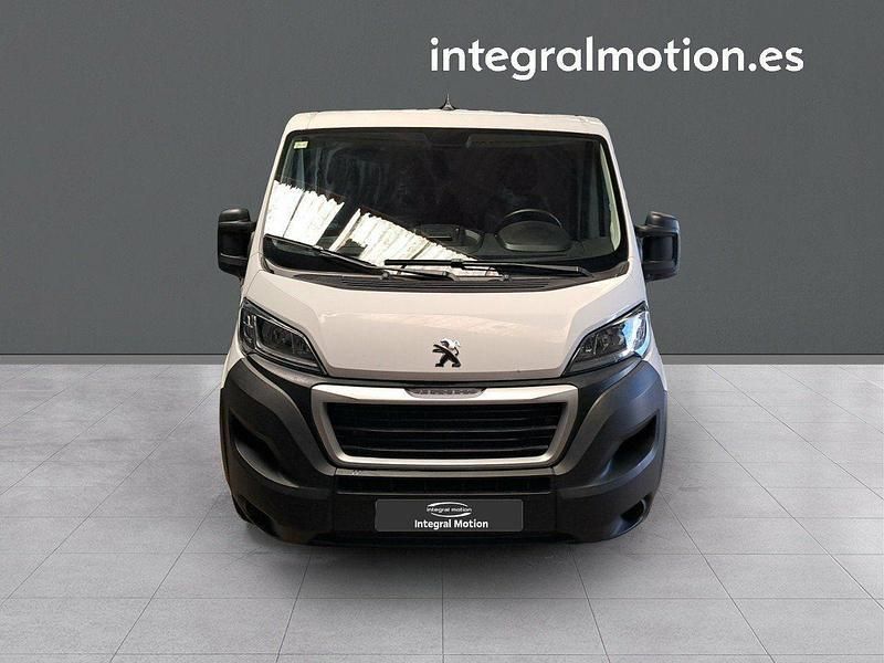 Usado Peugeot Boxer 120 CV (88 kW) 2022 Blanco Van