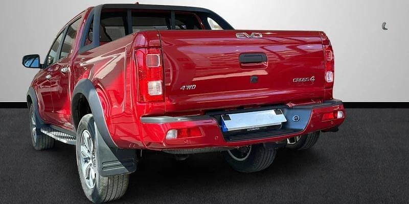 Nuevo EVO Cross 4 136 CV (100 kW) 2025 Rojo Recogida