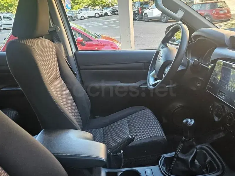 Usado Toyota HiLux 150 CV (110 kW) 2019 Blanco Pickup/Camioneta