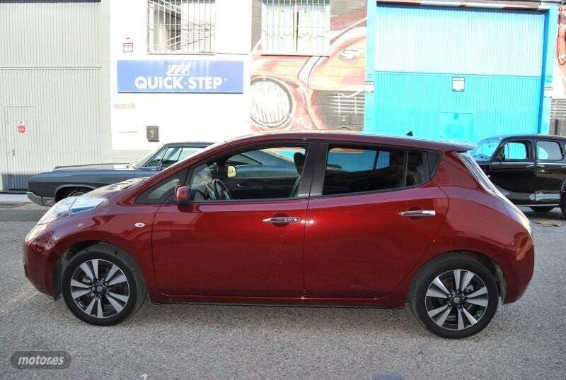Usado Nissan Leaf Tekna 58 kW (80 CV) 2017 Rojo Utilitario