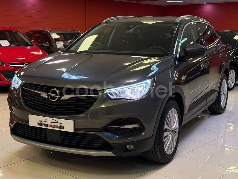 Usado Opel Grandland X Design Edition 130 CV (95 kW) 2018 Gris / plata SUV