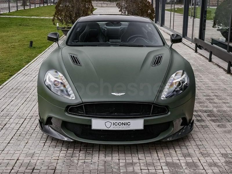 Usado Aston Martin Vanquish 573 CV (421 kW) 2017 Verde Coupe