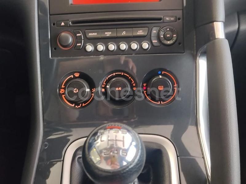 Usado Peugeot 3008 Access 112 CV (82 kW) 2011 Azul Berlina