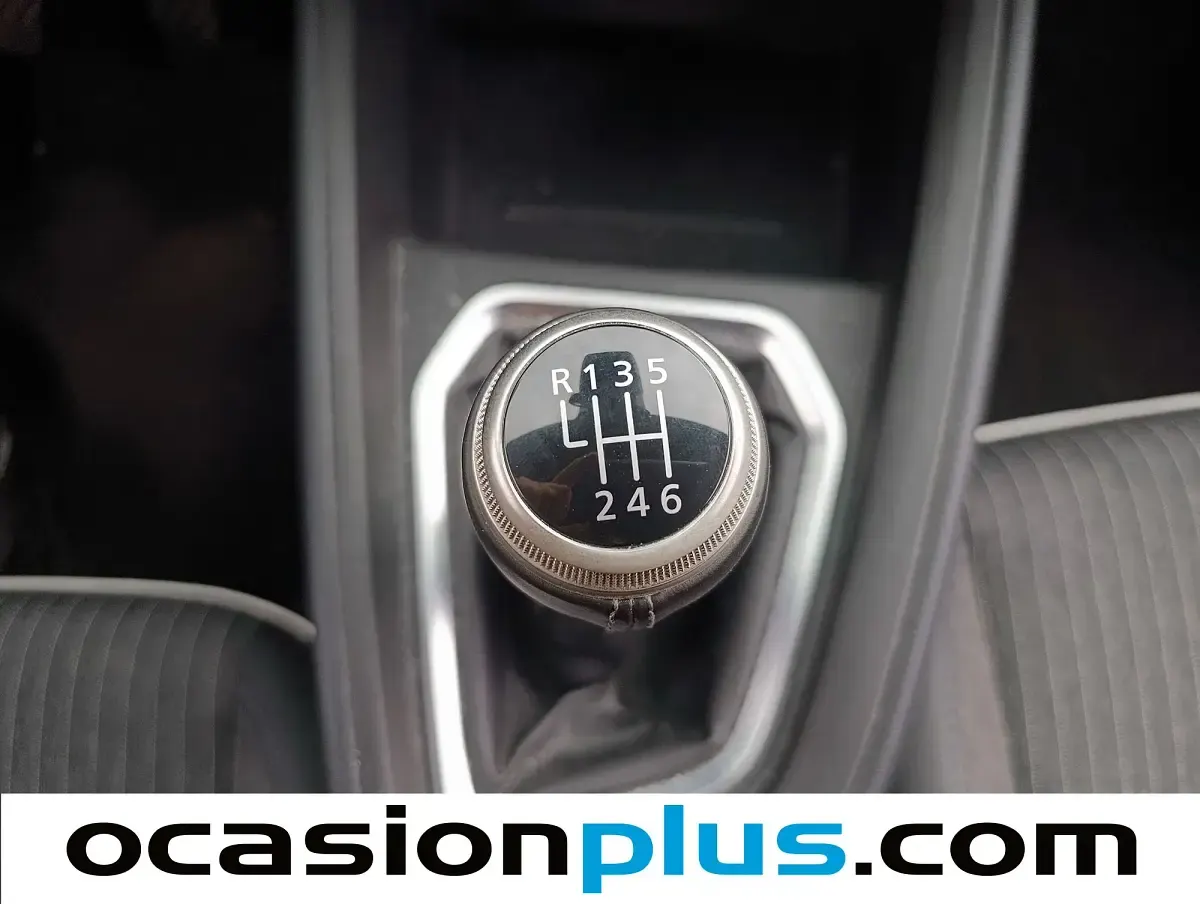 Usado Mitsubishi Colt 91 CV (66 kW) 2024 Blanco Utilitario