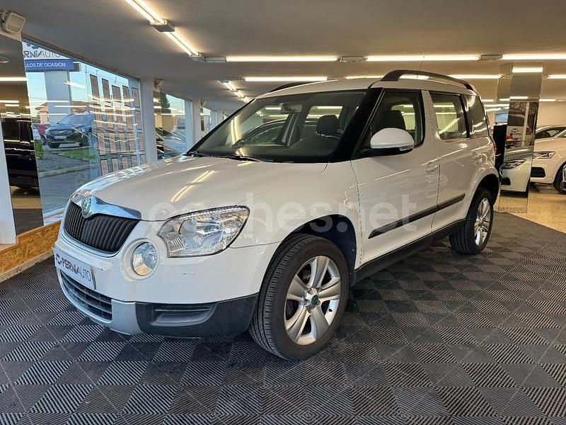 Usado Skoda Yeti Ambition 105 CV (77 kW) 2011 Blanco SUV