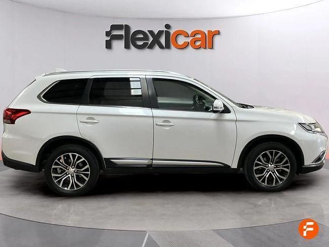 Usado Mitsubishi Outlander Motion 150 CV (110 kW) 2017 Blanco SUV