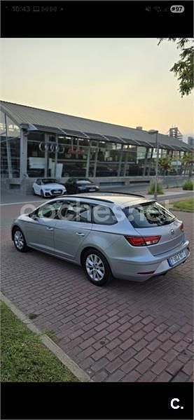 Gris / plata Usado 2018 Seat Leon ST Style Familiar | 9900 € (Buen precio) - Imagen 1/4