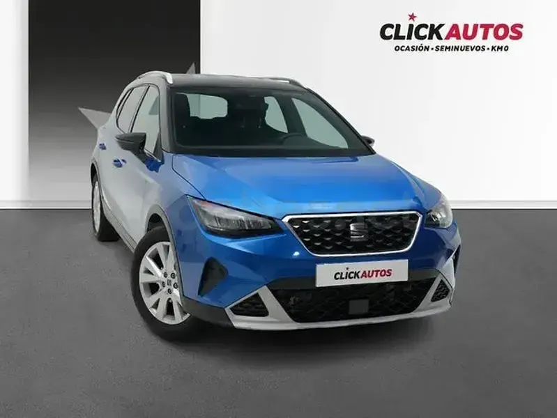 Usado Seat Arona Xperience 115 CV (84 kW) 2025 Azul SUV