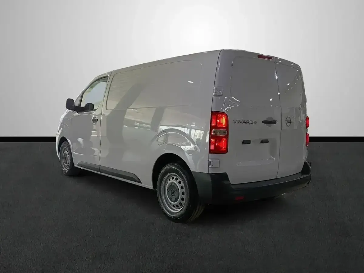 Usado Opel Vivaro-e Combi 100 kW (136 CV) 2024 Blanco Van