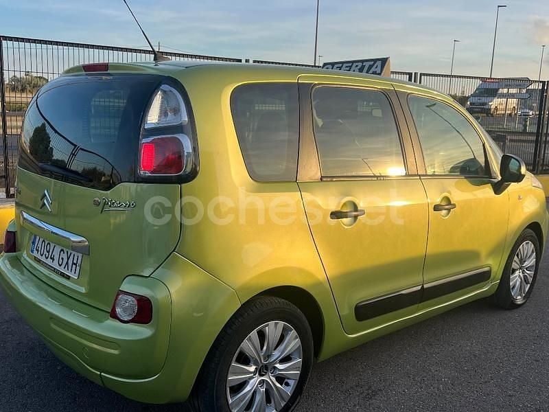 Usado Citroën C3 Picasso Exclusive 90 CV (66 kW) 2010 Verde Monovolumen