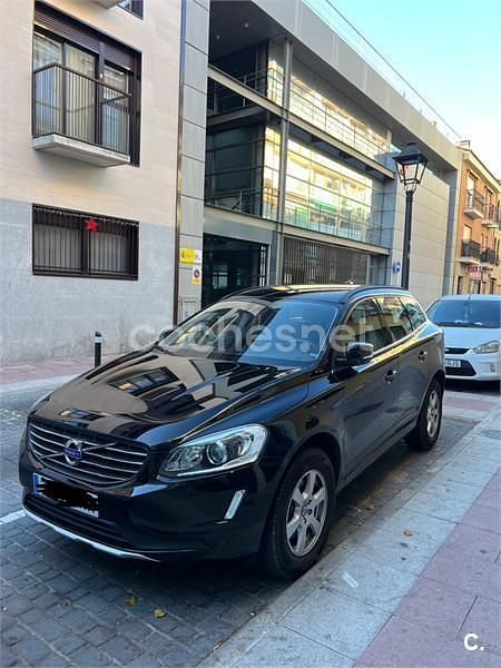 Negro Usado 2013 Volvo XC60 Momentum SUV | 15.500 € (Precio justo) - Imagen 1/4