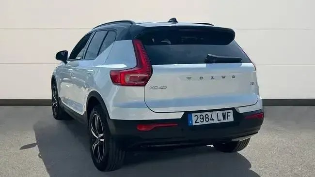 Usado Volvo XC40 R-Design 129 CV (94 kW) 2022 Blanco SUV