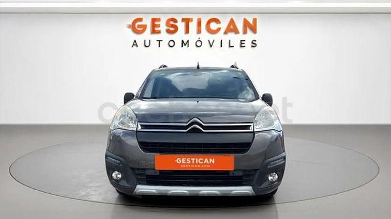 Usado Citroën Berlingo Feel 100 CV (73 kW) 2018 Gris / plata Monovolumen
