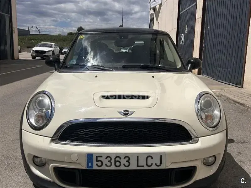 Usado Mini Cooper S 175 CV (128 kW) 2011 Blanco Utilitario