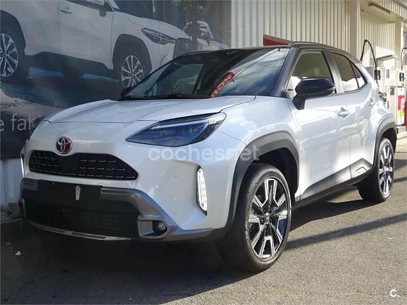 Usado Toyota Yaris Cross Edition 130 CV (95 kW) 2025 Blanco SUV