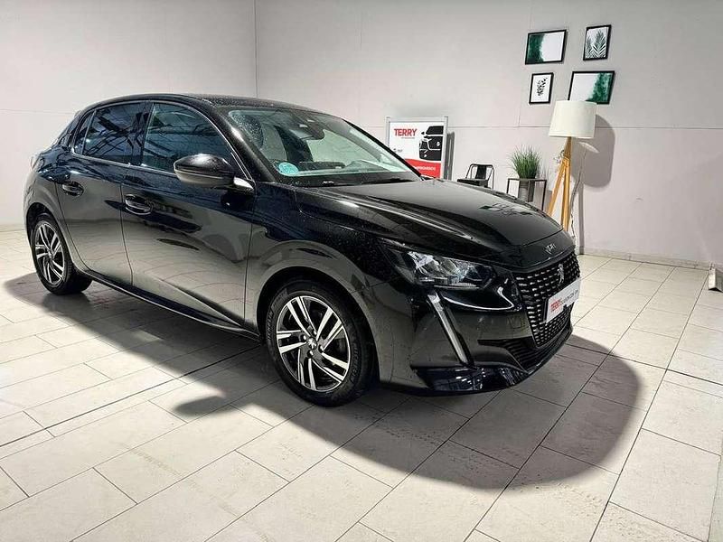 Negro Usado 2021 Peugeot 208 Allure Utilitario | 14.290 € (Un poco caro) - Imagen 1/4