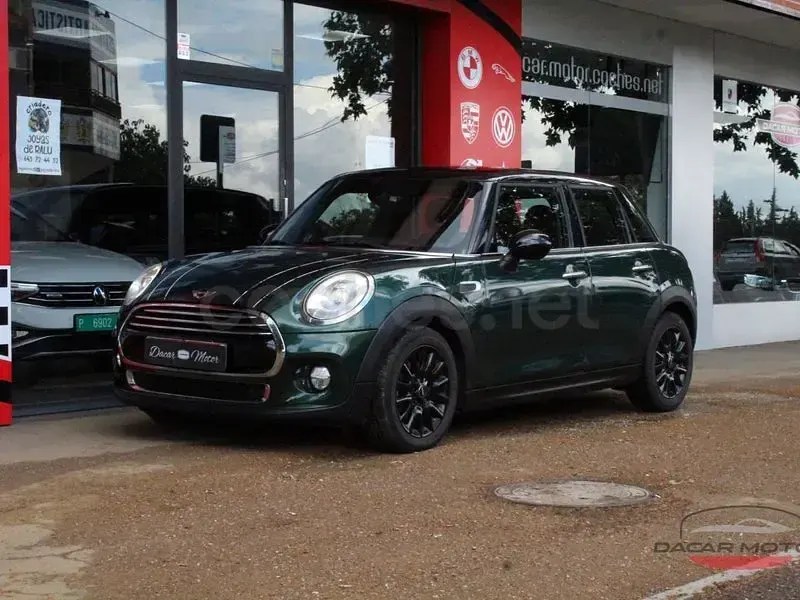 Usado Mini Cooper D 116 CV (85 kW) 2017 Verde Utilitario