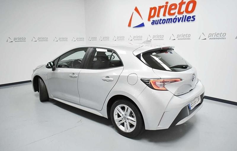 Usado Toyota Corolla Active 122 CV (89 kW) 2022 Gris Utilitario