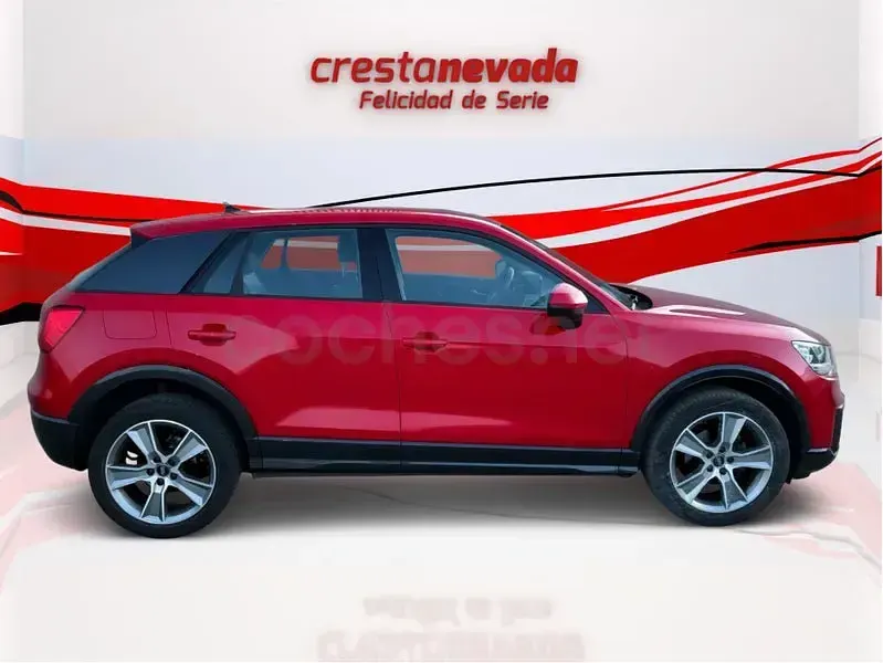 Usado Audi Q2 Design 116 CV (85 kW) 2019 Rojo SUV