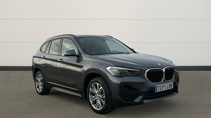 Usado BMW X1 Advantage 136 CV (100 kW) 2021 Gris SUV