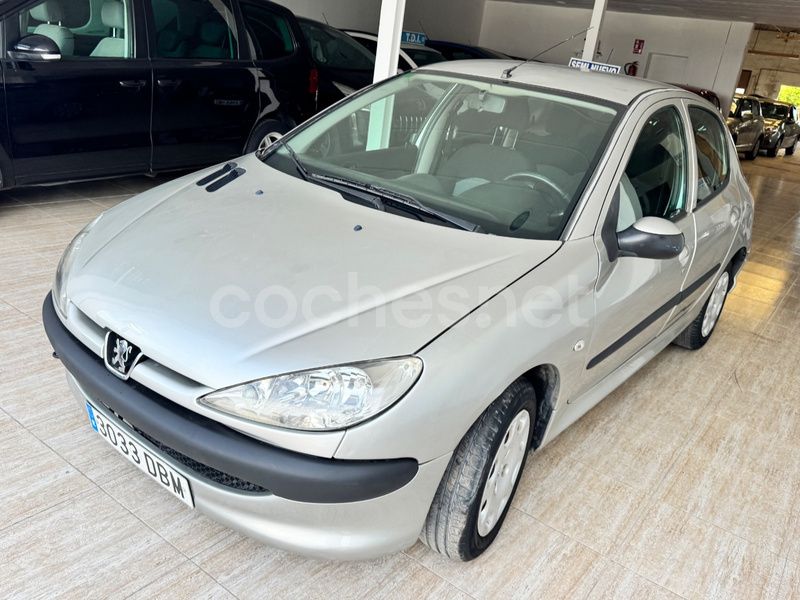 Gris / plata Usado 2005 Peugeot 206 Berlina | 1990 € (Precio justo) - Imagen 1/4
