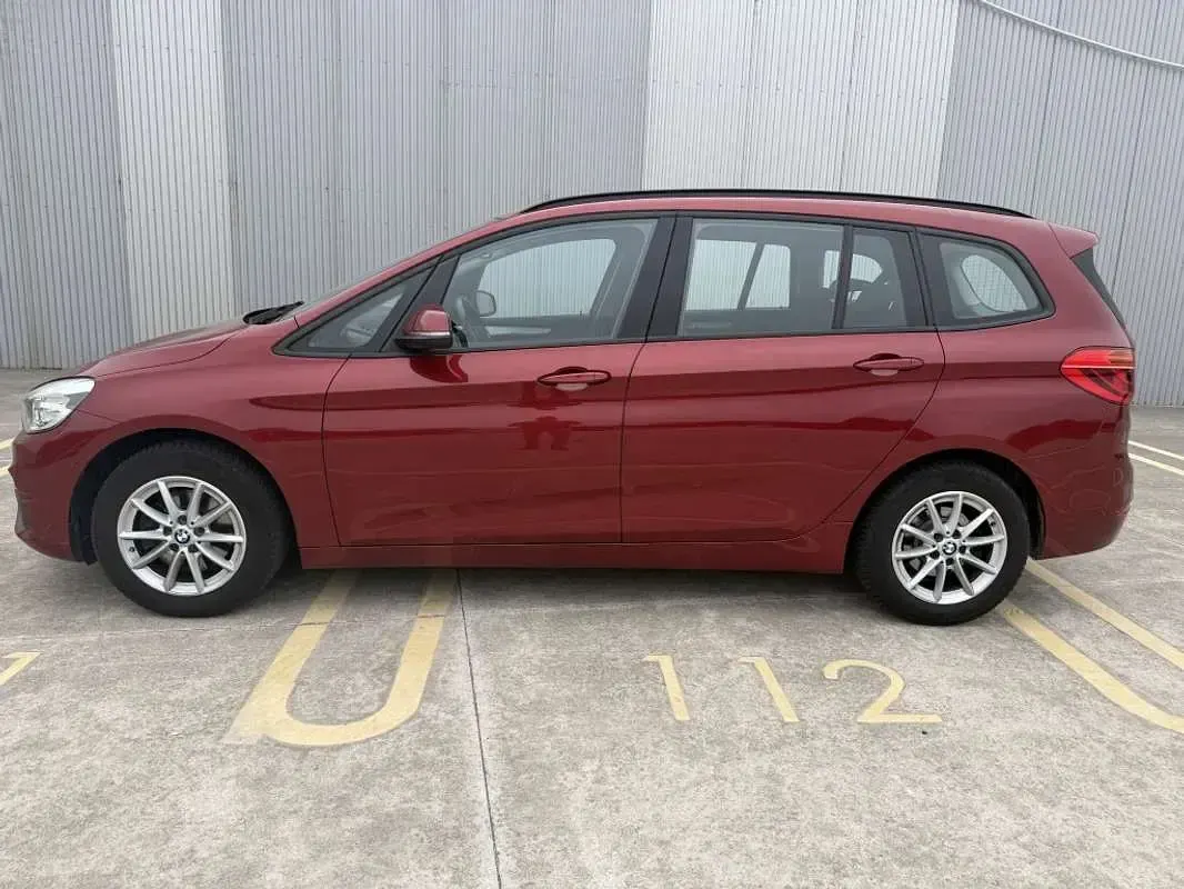 Usado BMW 218 Gran Tourer Comfort Edition 136 CV (100 kW) 2016 Burdeos Monovolumen