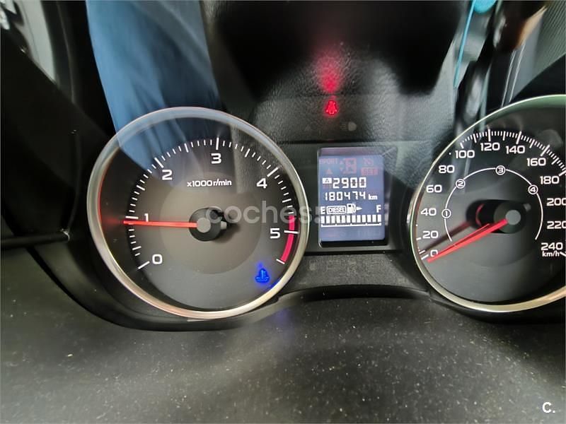 Usado Subaru XV 147 CV (108 kW) 2014 Negro SUV