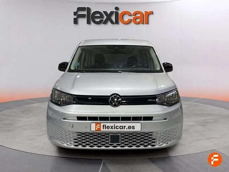 Usado VW Caddy Maxi 122 CV (89 kW) 2024 Gris Monovolumen