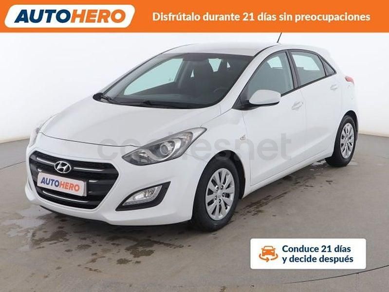 Blanco Usado 2015 Hyundai i30 Utilitario | 9799 € (Precio justo) - Imagen 1/3