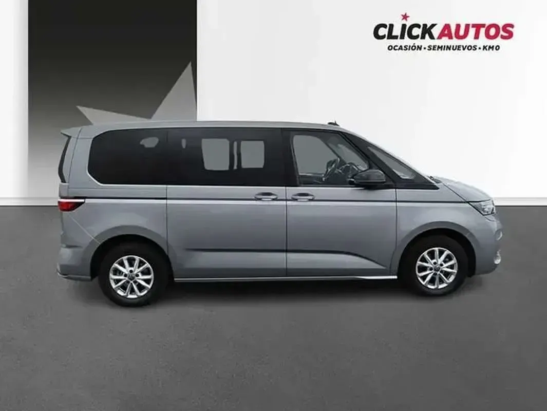 Usado VW Multivan 150 CV (110 kW) 2024 Plateado Monovolumen