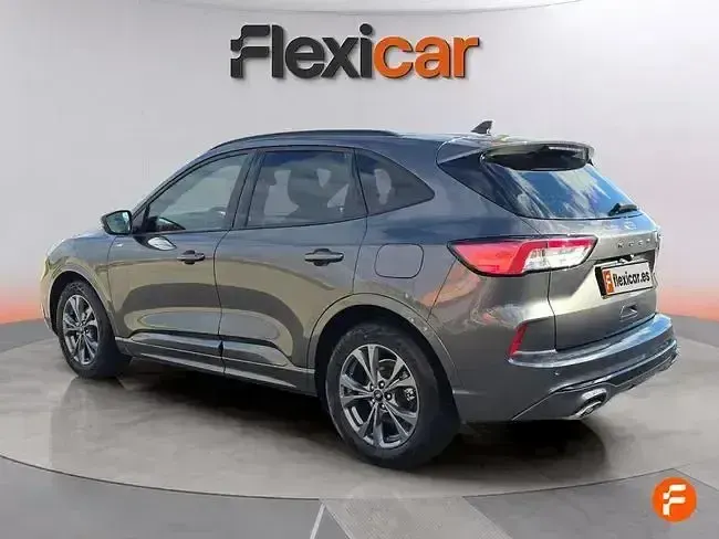 Używany Ford Kuga ST-Line 120 KM (88 kW) 2024 Szary SUV