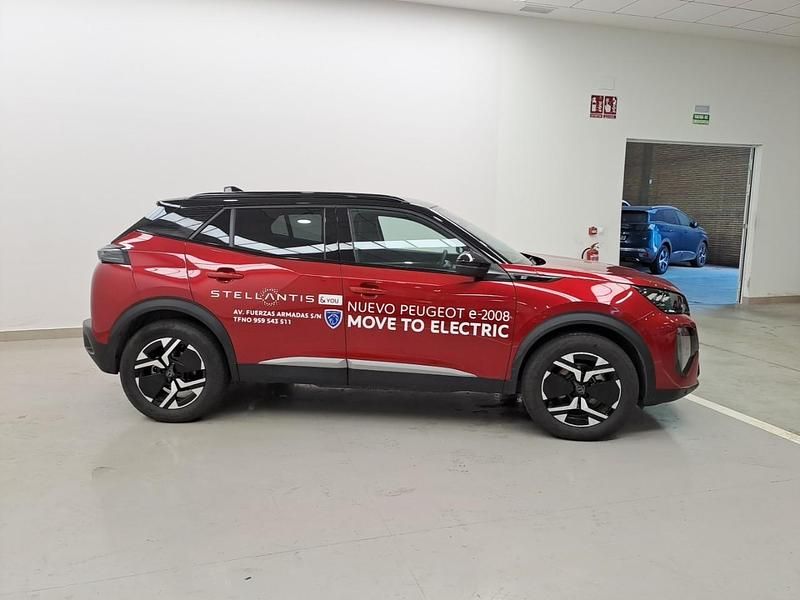 Usado Peugeot e-2008 GT 100 kW (136 CV) 2024 Rojo SUV